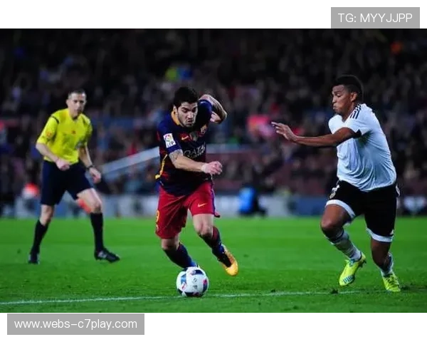 费尔明帽子戏法引领巴萨6-1大胜奥林匹亚科斯上演进球盛宴 费尔明帽子戏法引领巴萨6-1大胜奥林匹亚科斯上演进球盛宴